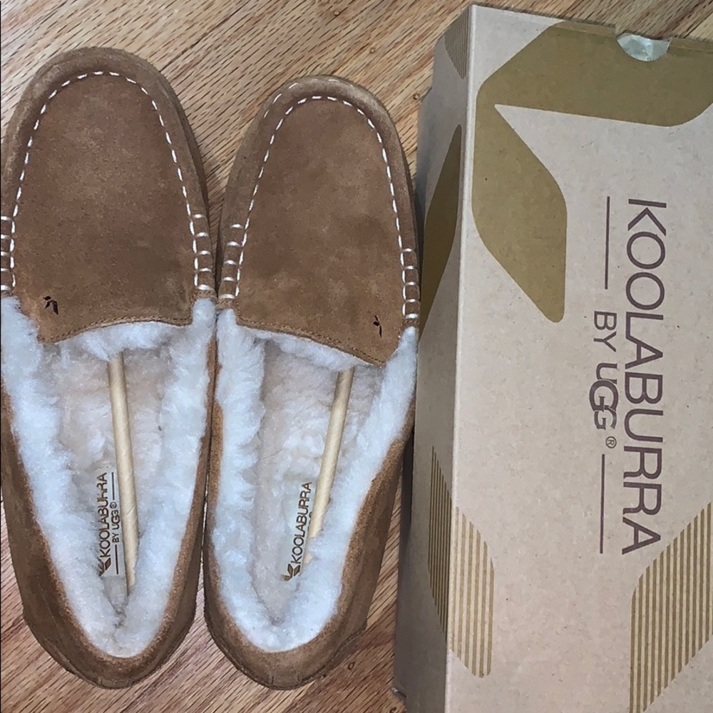 Brand new kookaburra by ugg Moccasins